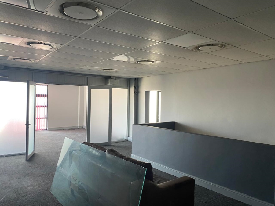 To Let commercial Property for Rent in Stikland Western Cape